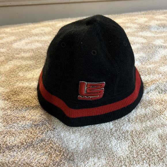 Vintage Lebron James Rookie Bucket Hat Nike Air LBJ 23 Black Embroidered RARE - Picture 1 of 5